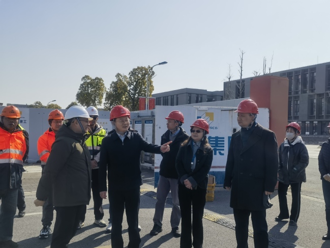 市教委副主任劉力蒞臨我校指導新學期安全工作