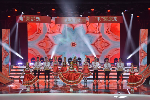 《人民日報》這節示范黨課，呈現電力能源的百年流變和精神傳承