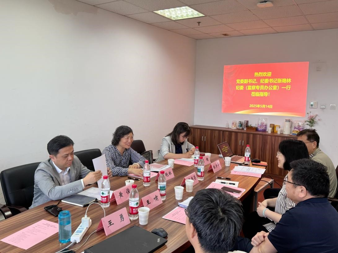 f998684c18cf9f229f70da89d4f609e